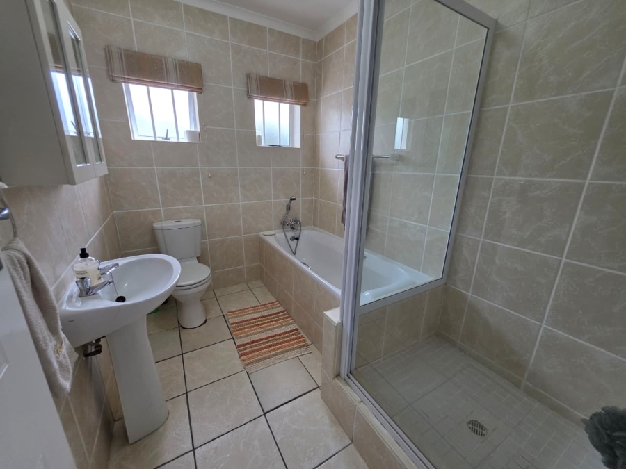 3 Bedroom Property for Sale in Montage Western Cape